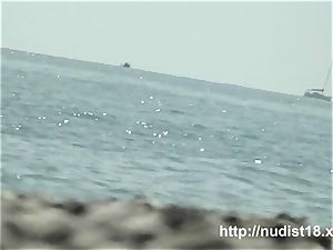 super-hot nude female spied beach voyeur